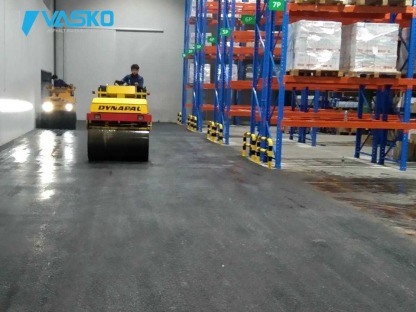 งานถนนในคลังสินค้า ลาดยางมะตอย (แอสฟัลท์) - ผู้รับเหมางานถนน VASKO และผู้ผลิตจำหน่ายยางมะตอย